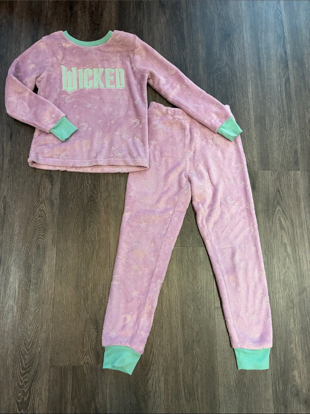 Wicked (M) Kids Plush Pajama Set